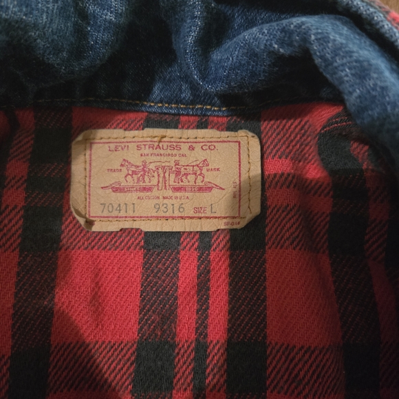 Vintage Mens Levi's Trucker Jacket - Picture 2 of 7